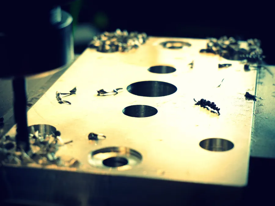 Lavorazione di precisione in officina